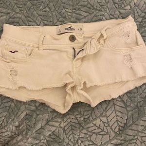 white Hollister shorts
